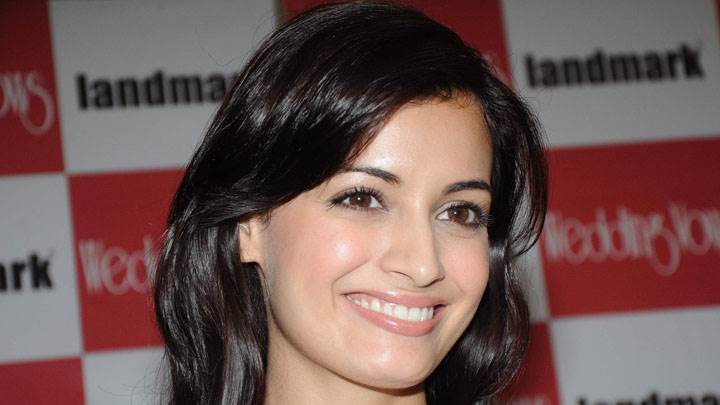 Dia Mirza Smiling Face Closeup In Landmark Event